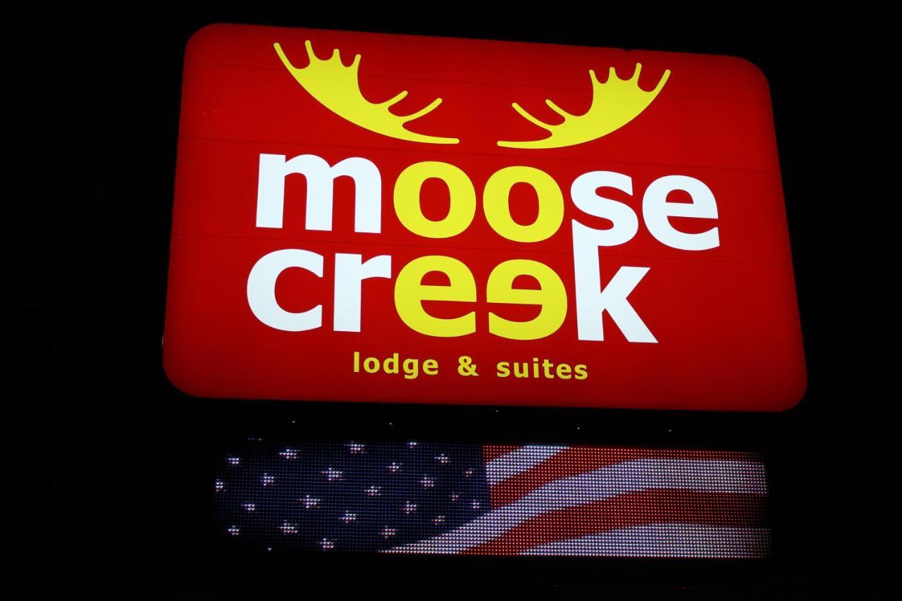 Moose Creek Lodge & Suites Cody Exteriör bild