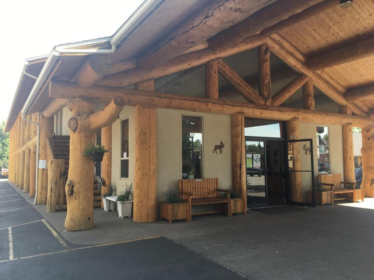 Moose Creek Lodge & Suites Cody Exteriör bild